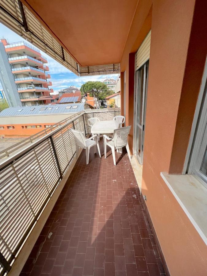 Condominio Casamare Lignano Sabbiadoro Eksteriør bilde