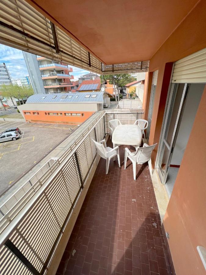 Condominio Casamare Lignano Sabbiadoro Eksteriør bilde